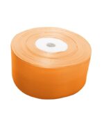 rola panglica saten 4 cm latime. Banda saten se foloseste pentru articole vestimentare, decoratiuni si accesorii. Panglica saten de 40 mm latime la rola de 33 metrii liniari. www.textilelametru.ro