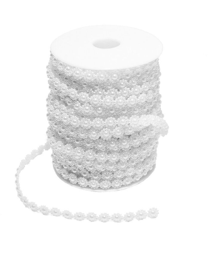 20-sirag-jumatati-perle-flori Sirag perle flori de plastic jumatati perlat de 25 de metri lungime. Perfect pentru decorarea tinutelor de evenimente, meșteșuguri sau alte proiecte. Margelele sunt din plastic. Se poate tăia șirul după nevoi și mărgelele nu vor cădea. Perle de plastic flori - perle pe un strat de cristal transparent.