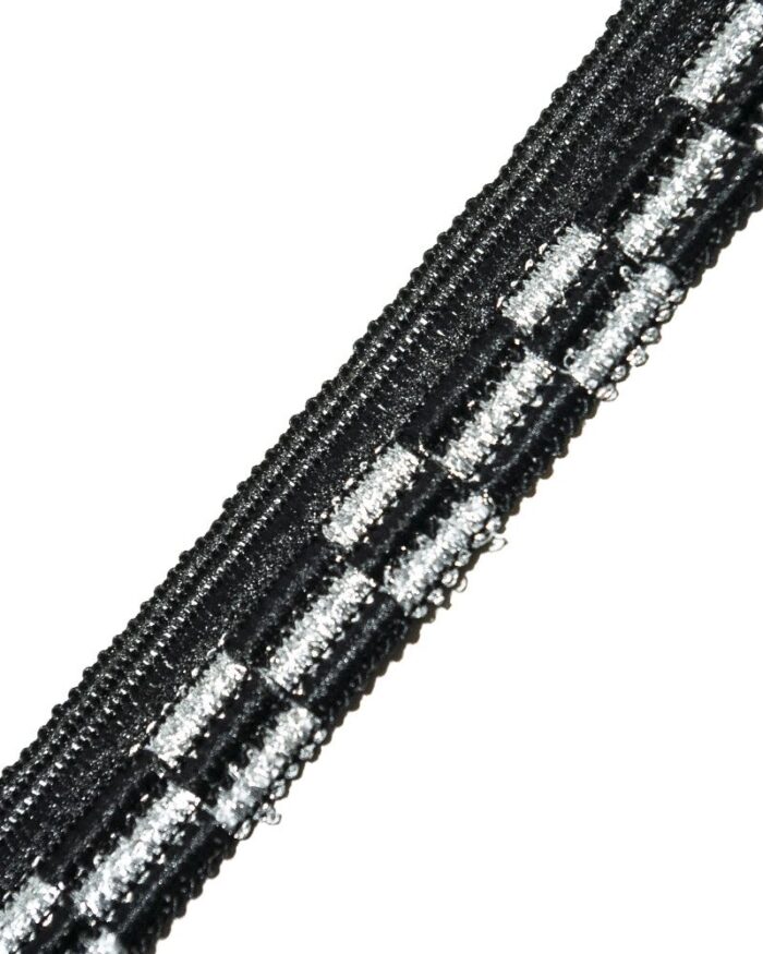 Dantela-brodata-lurex-G97-20mm Dantela brodata cu lurex cu aspect metalic argintiu / auriu. Banda lurex dantela.
