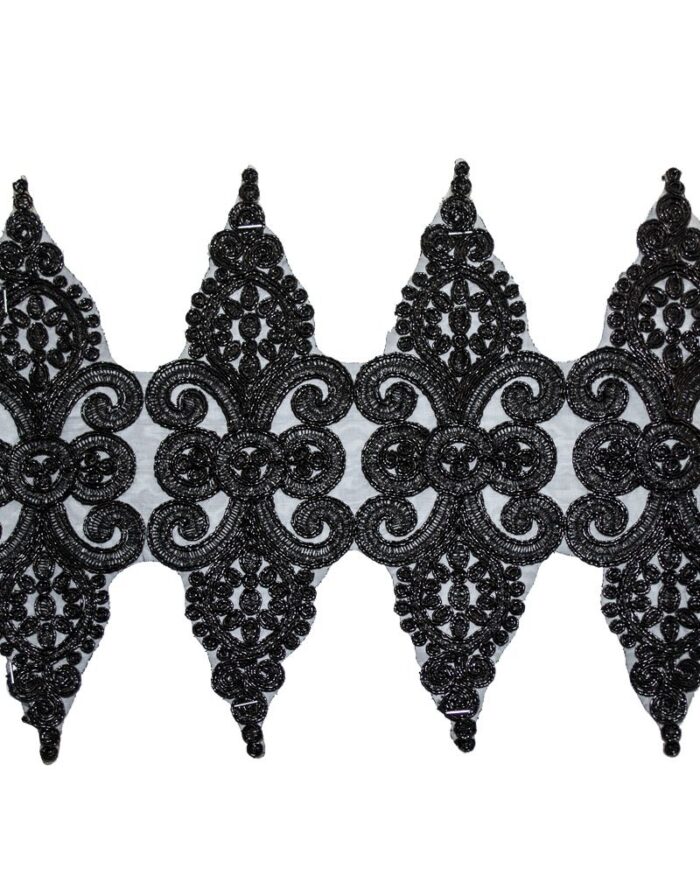 dantela brodata poliester Bumbac+pietre; Dantela brodata poliester+lurex; dantela brodata poliester; dantela brodata lurex DBR; dantela brodata; dantela poliester florala 7cm; dantela poliester; dantela florala; dantela din poliester cu fluturi; dantela poliester flori; Dantela brodata lurex DBR1005-235mm