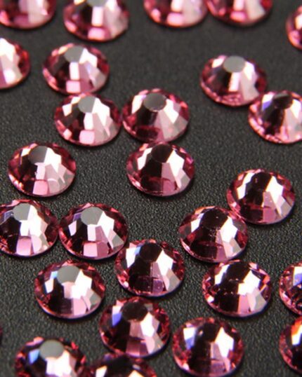 Pietre din sticla tip Swarovski ss30 - 124-light-rose