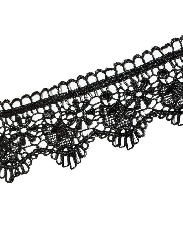 dantela poliester florala 7cm; dantela poliester; dantela florala; dantela din poliester cu fluturi; dantela poliester flori; antela poliester florala