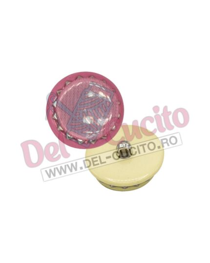 Nasturi din plastic cu picior; nasturi; nasturi plastic; nasture alb; nasturi plastic cu picior 40L-H301-1-9/40-25mm