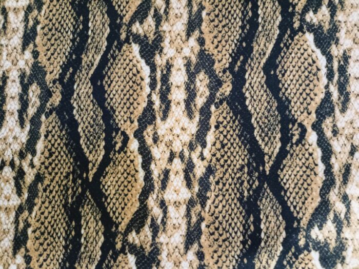 Material textil barbie  animal print - imagine 2