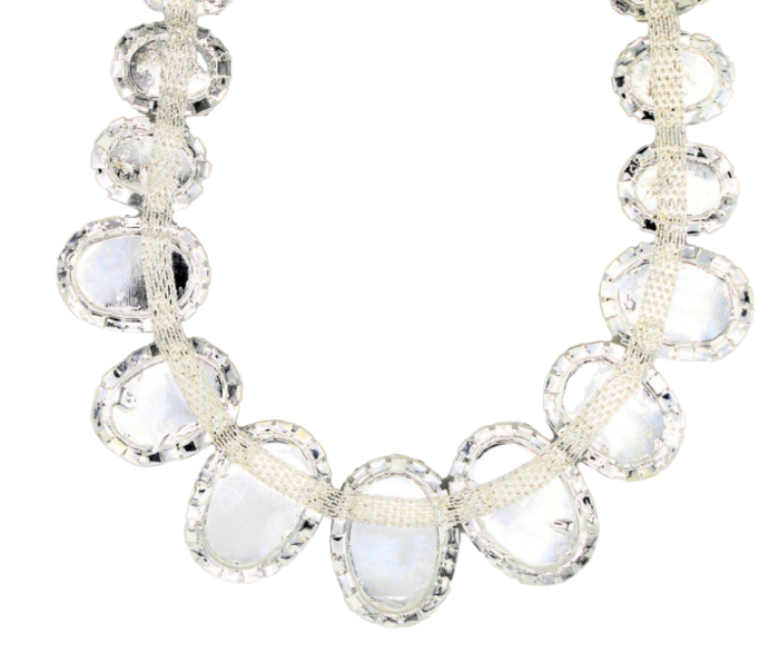 Guler cu pietre din sticla