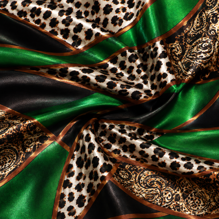 ChatGPT Image 8 iul. 2026, 14_14_53 Material Satin Elastic Animal Print Verde - imagine 1